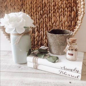 Decorative book stacks